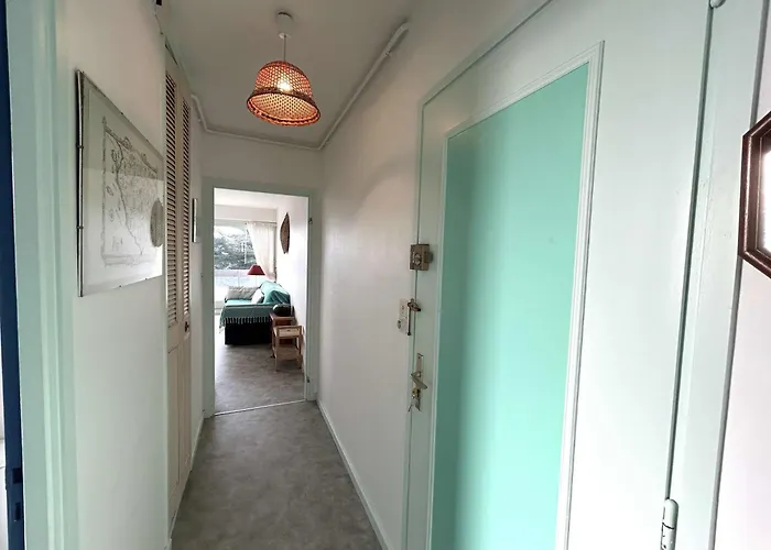 Apartment Sg280-008 2 Pieces 4 Couchages Gilles Croix De Vie Saint-Gilles-Croix-de-Vie