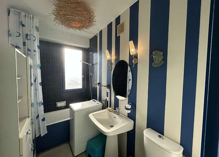 Sg280-008 2 Pieces 4 Couchages Saint Gilles Croix De Vie